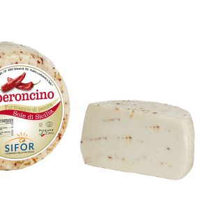 Pecorino Sole di Sicilia Peperoncino ( świeży ser owczy z dodatkiem papryki chilli.)